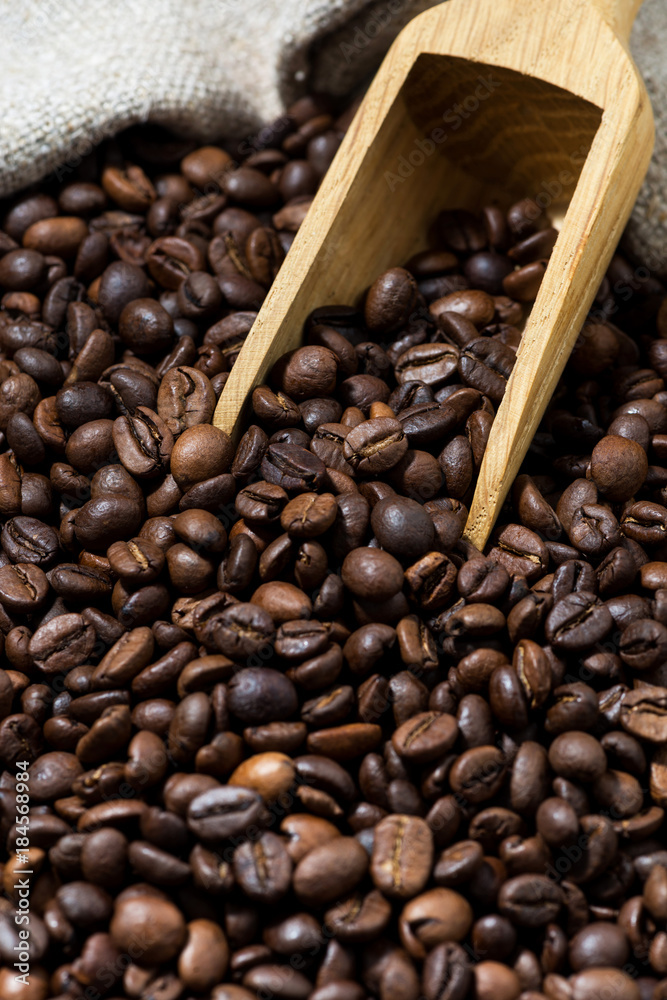 bag of roasted coffee beans, concept photos, vertical bag of roasted coffee beans, concept photos, vertical