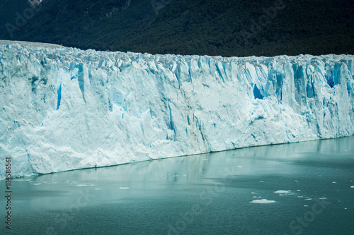 glacier at el calafate Argentina    © rusty elliott