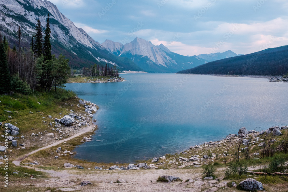 Naklejka premium Medicine Lake