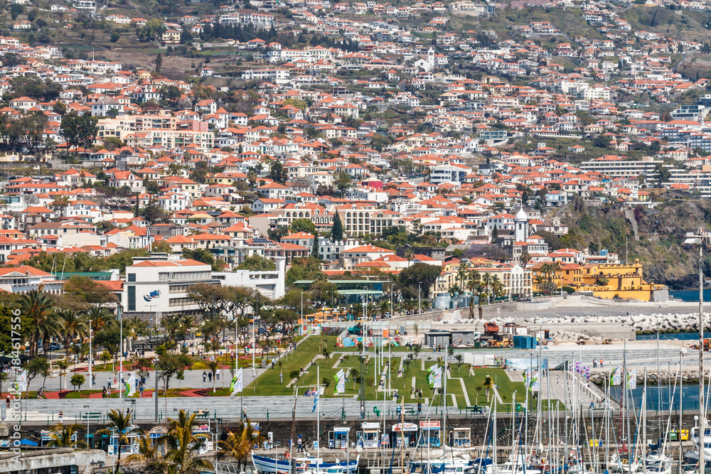 Madeira - Funchal - Avenida Do Mar