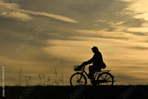 夕方のサイクリング