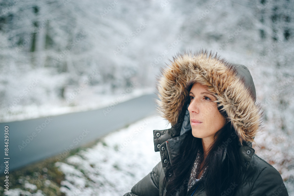 Frau im Winter Frau im Winter