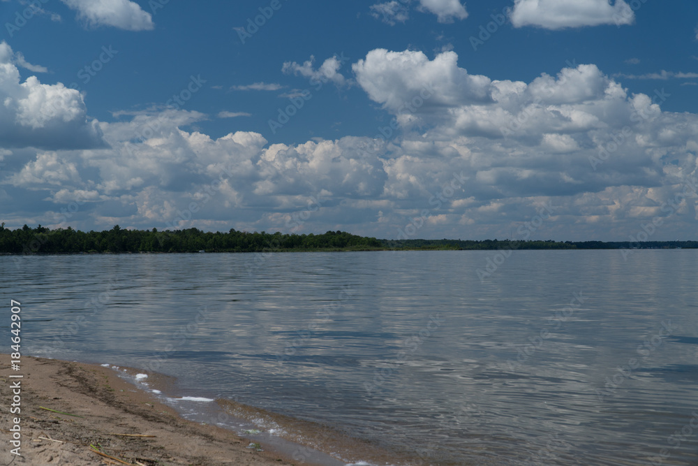 Obraz premium Serenity at the Lake