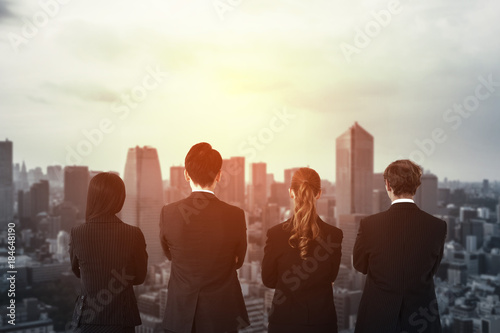 Fotografía Modern city and business persons. Teamwork of business concept.