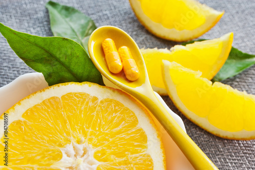  health care - orange and vitamin C - traditional grippe treatmant