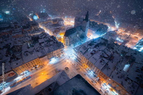 Konstfotografi Lviv winter night city panorama