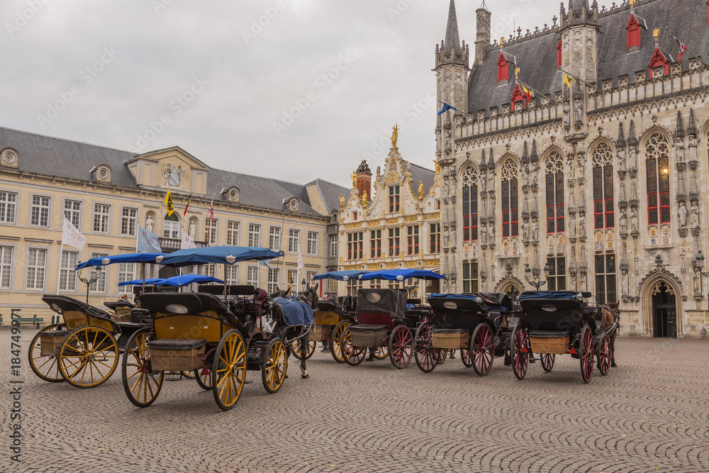 Fototapeta premium Horse and carts in Bruges, Belgium