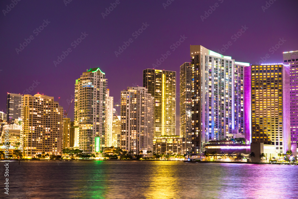 Fototapeta premium Beautiful Miami Florida night skyline across Biscayne Bay