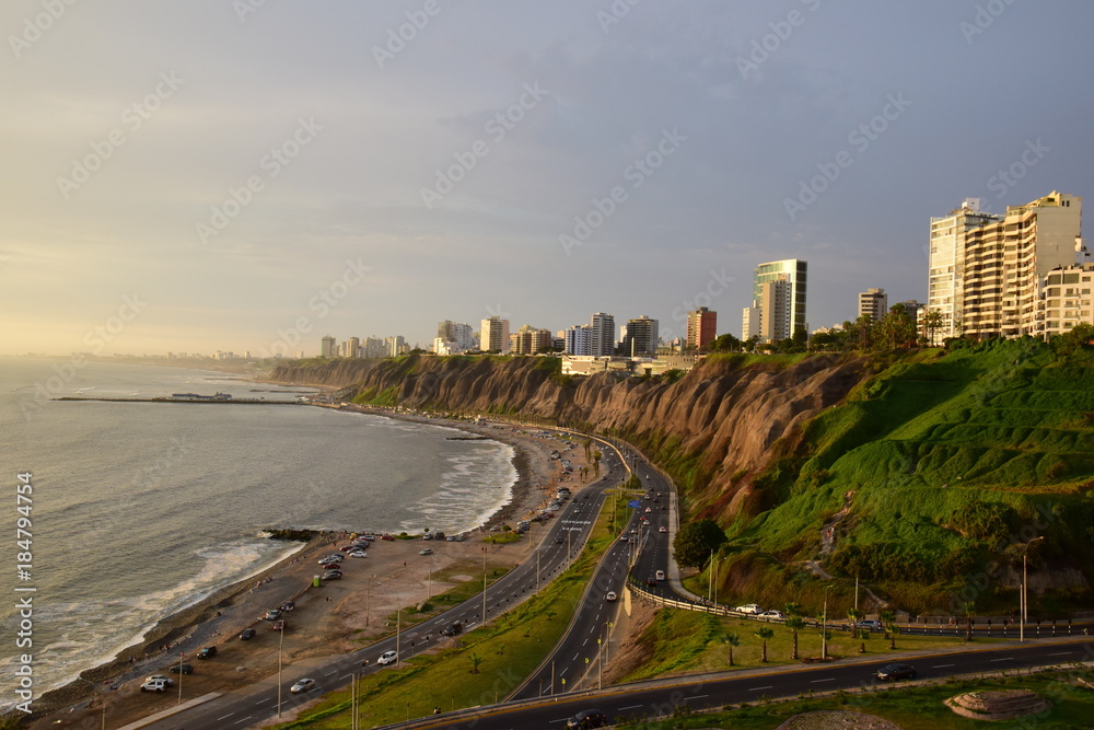 Fototapeta premium Coastline in Lima, Peru