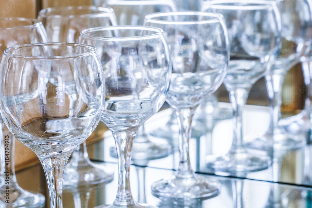 The image of empty glasses The image of empty glasses