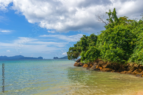 Las Cabanas beach in Palawan island, Philippines © Alexey Pelikh