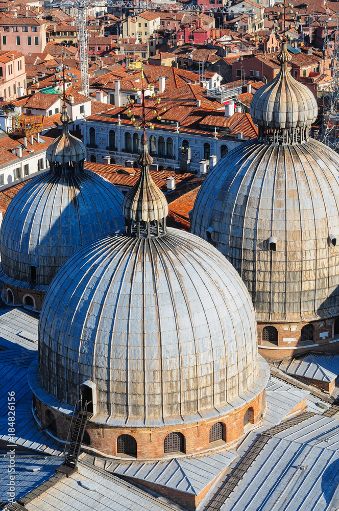 Fototapeta premium Les dômes, Venise