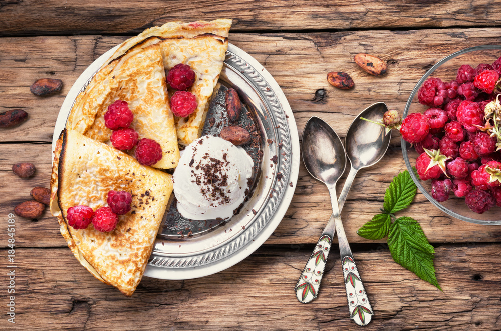 pancakes with raspberries pancakes with raspberries