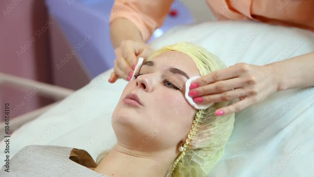 cleaning cosmetical procedures for the face cleaning cosmetical procedures for the face