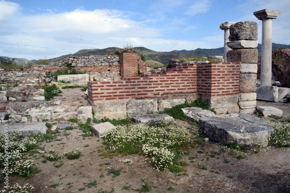 Obraz premium The Basilica of St. John was a basilica in Ephesus. It was constructed by Justinian I in the 6th century. It stands over the believed burial site of John the Apostle. It was modeled after the now lost