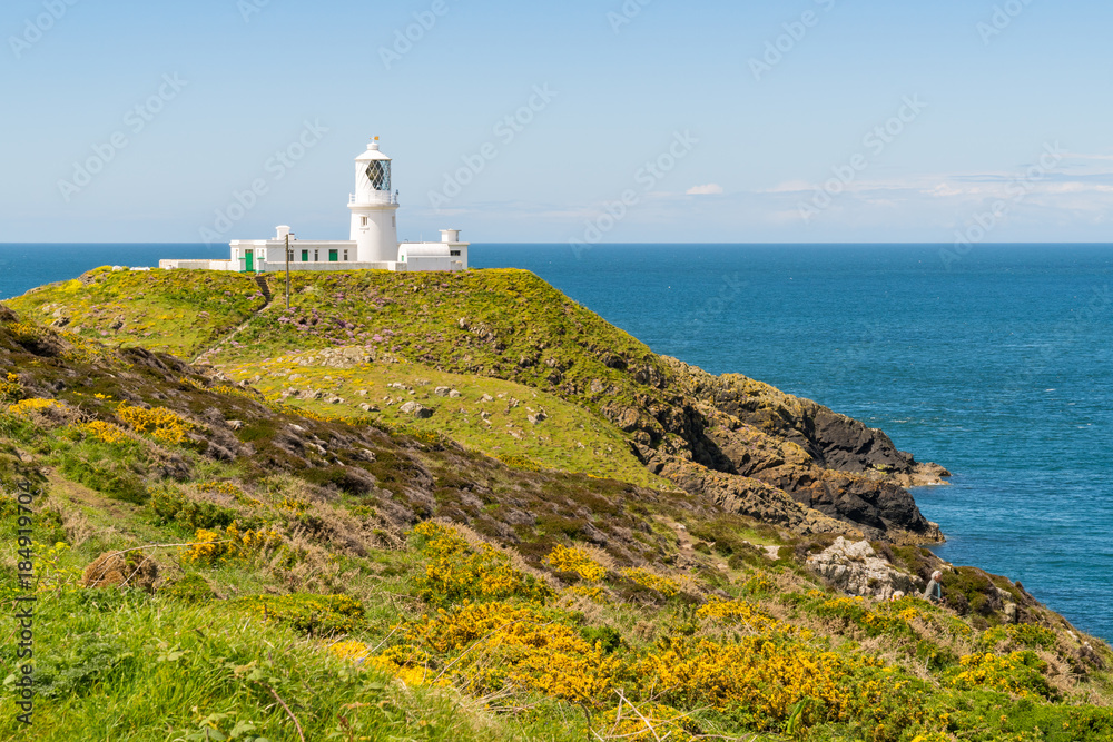 Strumble Head Lighthouse near Goodwick, Pembrokeshire, Dyfed, Wales, UK