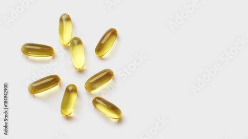 Capsules with vitamin E and omega 3, 6