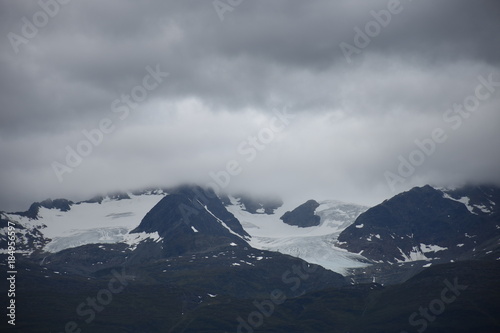 Norwegen, Troms, Nordnorwegen, Tromsø, Olderdalen, Fjord, Kåfjorden, Leuchtturm, Straße, Signal, Fähre, Autofähre, Lyngseidet, Storfjorden, Lyngen, E6 photo