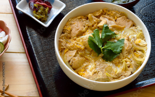 a bowl of chicken and egg rice bowl (oyakodon)