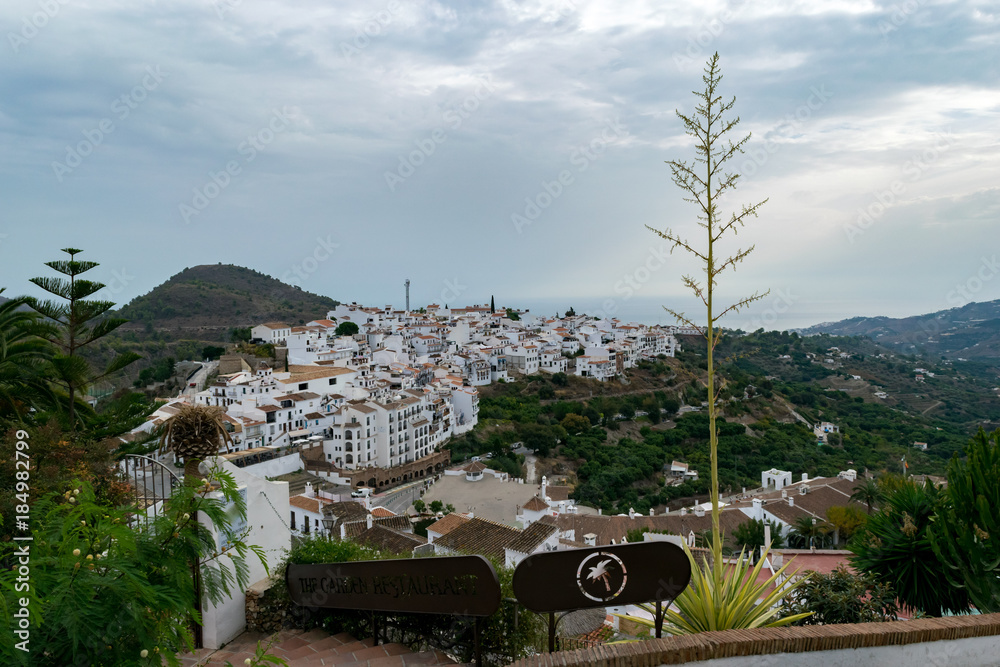 Obraz premium Landscape of the white city Frigiliana, Andalusia Spain