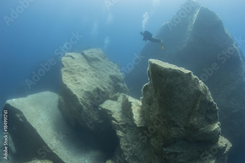 A dive between the mountains photo