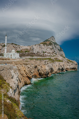 Obraz na płótnie Europa Point Mosque Ibrahim-al-Ibrahim in Gibraltar w salonie