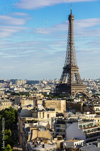 Fototapeta Naklejka Na Ścianę i Meble -  Paris cityscape with Eiffel Tower. Paris, France