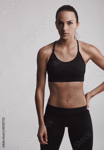 Fitness woman © ikostudio