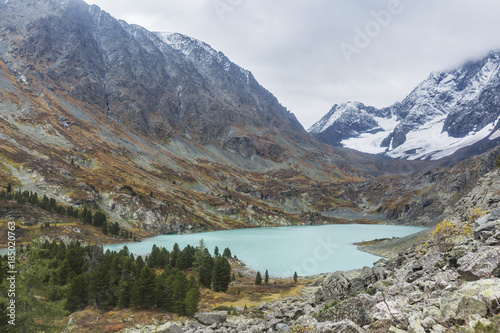Lake Kuiguk. Altai Mountains autumn landscape © Crazy nook