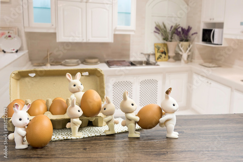 Rabbit dolls are preparing to celebrate Easter.