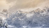 Verschneite Berglandschaft, Graubünden, Schweiz