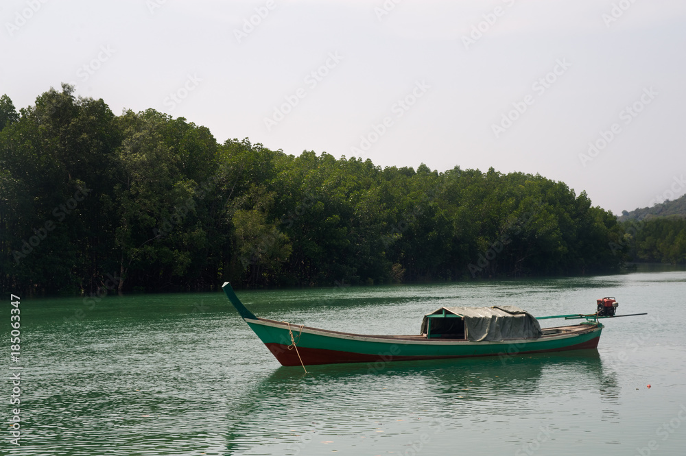 Fototapeta premium Asian Sea Gypsy Fishing Boat