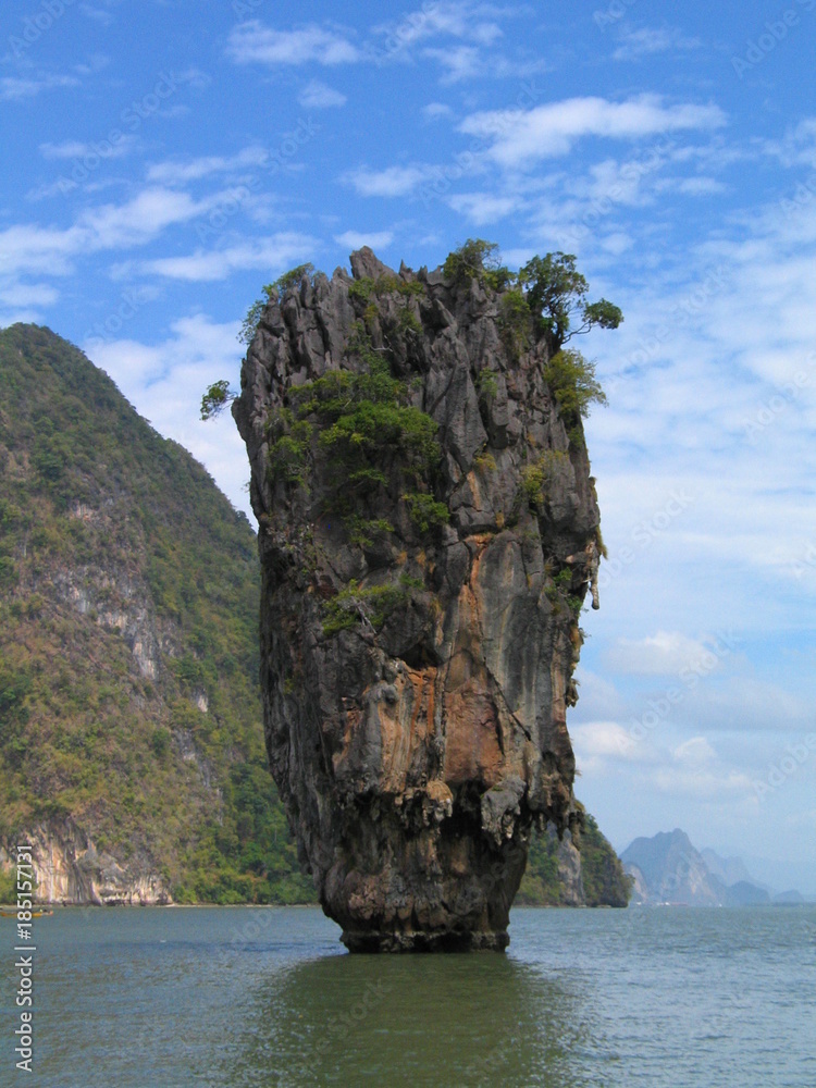 Tailandia. Bahía de Phang Nga en el Mar de Andaman entre la isla de Phuket y la parte continental de la península malaya