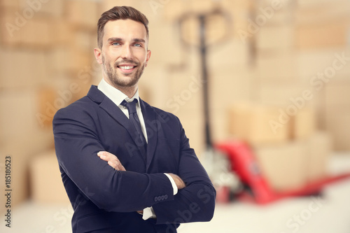 Manual pallet truck with ca...