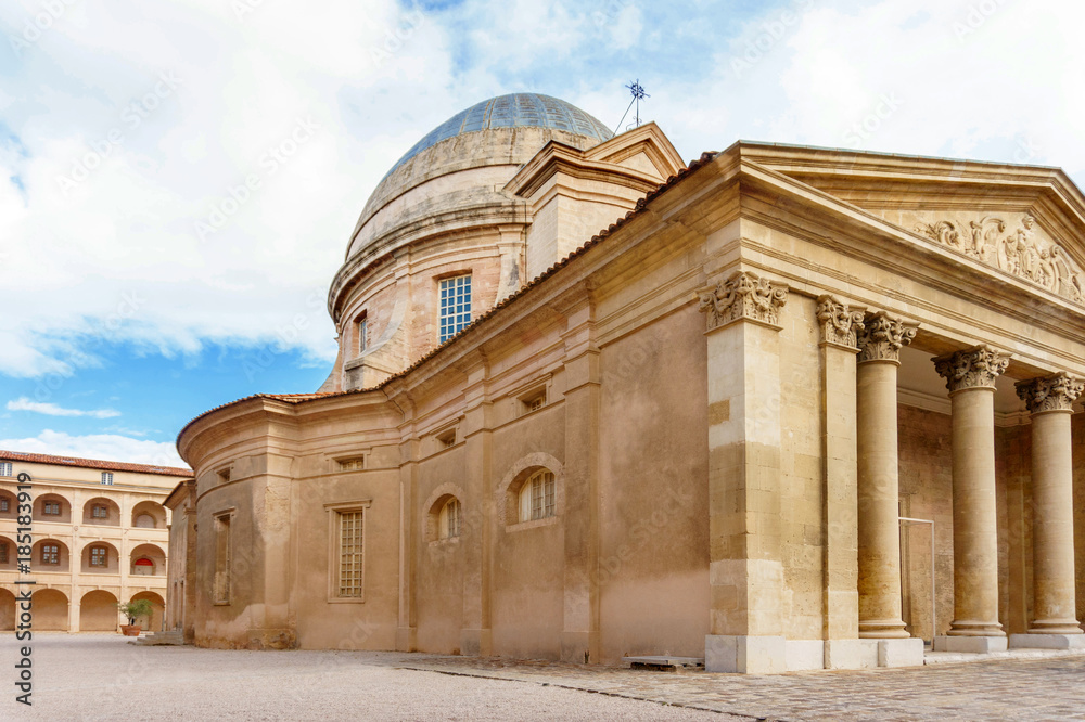 Obraz premium La vieille charite, almshouse, ancient building with columns