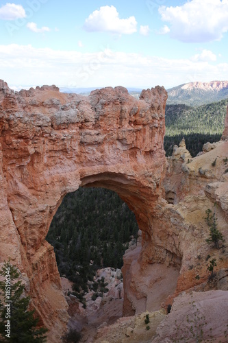 Fototapeta Naklejka Na Ścianę i Meble -  Rock hole in Grand canyon