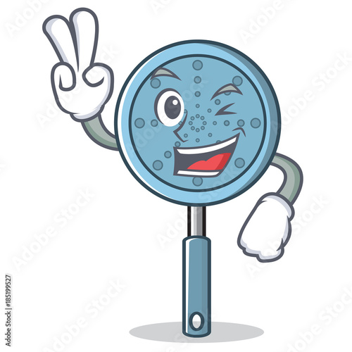 Two finger skimmer utensil character cartoon