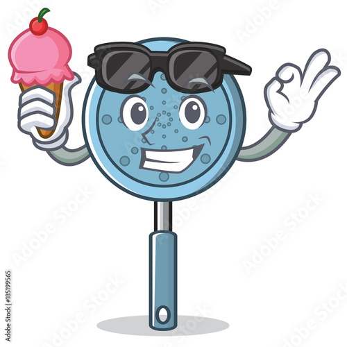 With ice cream skimmer utensil character cartoon