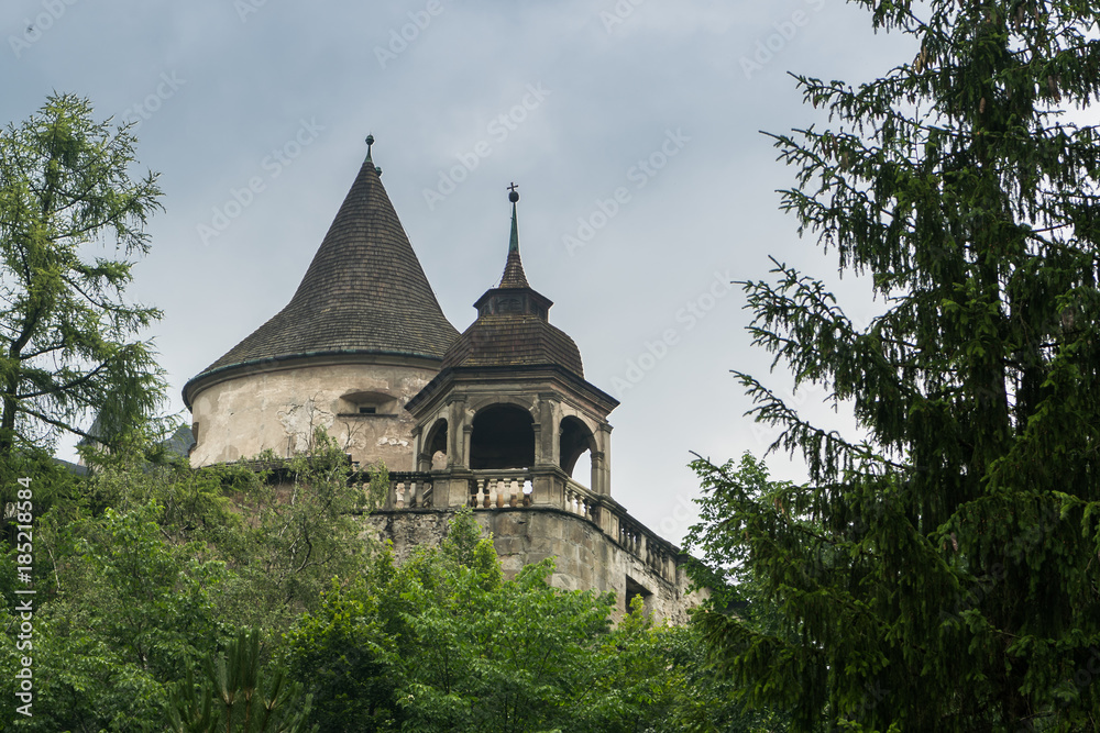 Orava castle tower