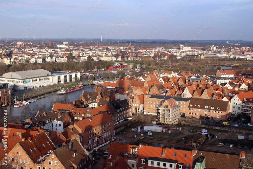 Naklejka premium Panoramablick auf Lübeck.