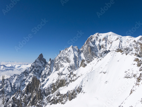 Monte Bianco inverno © Kateryna Kovarzh