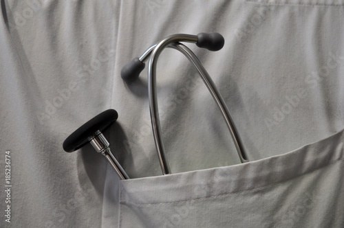 Stéthoscope et marteau réflexe photo