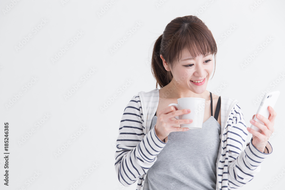 スマホ・女性(白バック)