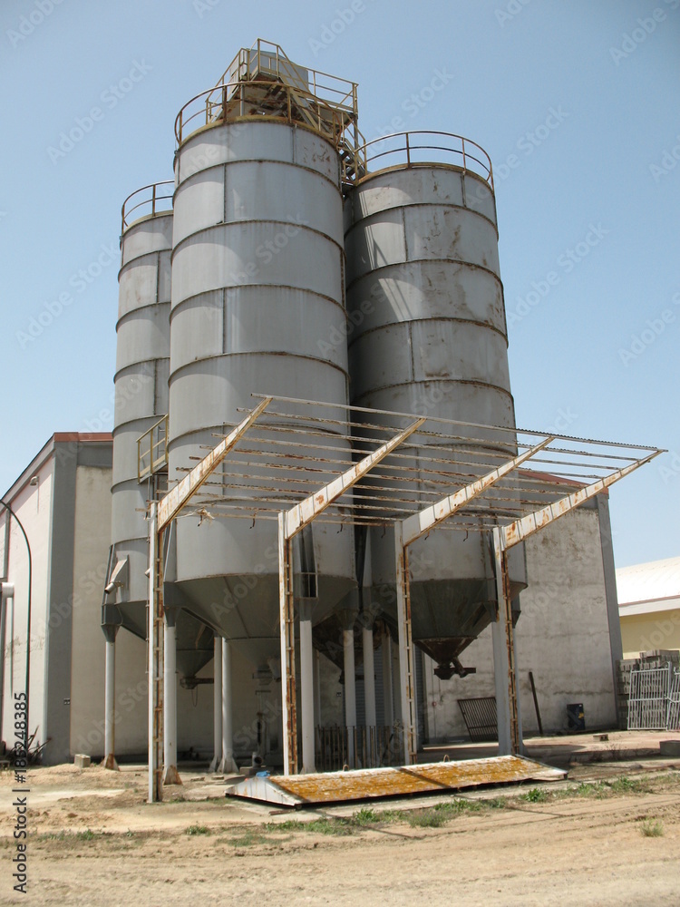Obraz premium Silos