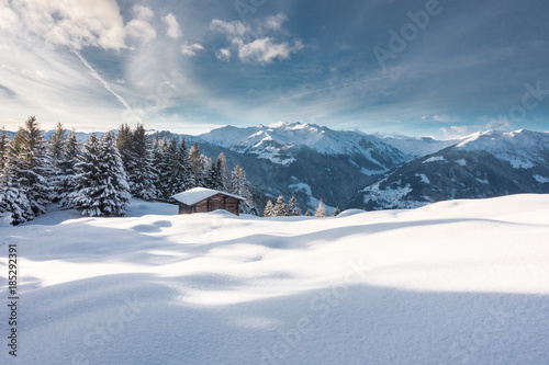 Winterlandschaft in den österreichischen Alpen © by paul