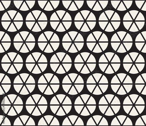 Vector seamless pattern. Modern stylish abstract texture. Repeating geometric tiling from striped elements