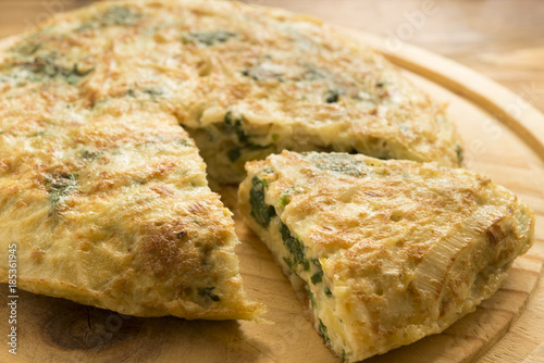 Omelette of spinach and cheese and leek