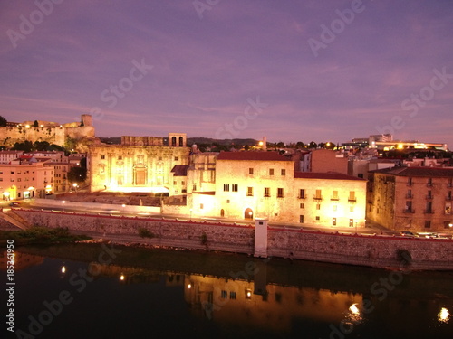 Tortosa en Tarragona  capital de la comarca del Baix Ebre en Catalu  a  Espa  a  Fotografia aerea con Drone