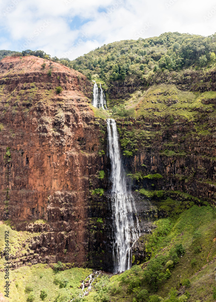 Fototapeta premium waterfall in the mountains