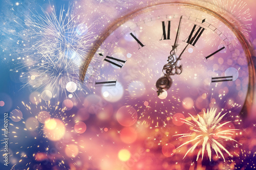 Obraz na płótnie Twelve o'clock - new year's eve